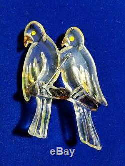 1 BROOCH PIN/NOS-ANTIQUE-Vtg 3 CARVED LUCITE-LOVE BIRDS Clear&Wood Look/Multi