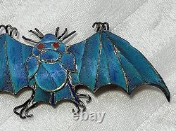 ANTIQUE CHINESE KINGFISHER FEATHER Bat Clip Brooch