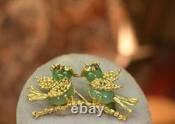 Estate Vintage Honolulu 18K gold Jade ruby brooch w 2 love birds