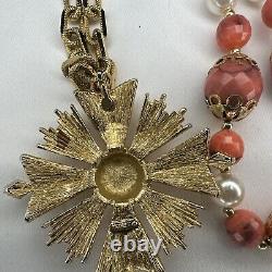 Lot Of Jewelry Brooches Some Vintage Signed Vendome Trifari Japan Hong Kong J82