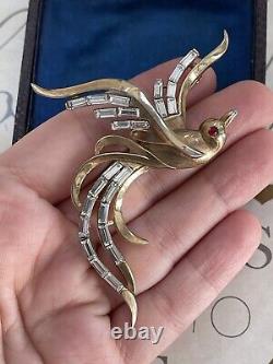 Trifari Bird brooch Vintage 1950s A. Philippe D. P. 159923 Flying Bird Rhinestones