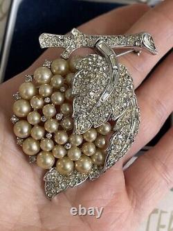 Trifari brooch rhinestone pave faux pearl vintage 1940s-50s A. Philippe rare