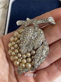 Trifari brooch rhinestone pave faux pearl vintage 1940s-50s A. Philippe rare