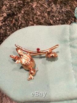 Unique Vintage 14K Yellow Gold Ruby Exotic Bird Nest Brooch Pin Beautiful