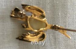 Vintage 14k Yellow Gold Mabe Pearl Bird With Ruby Eye Brooch