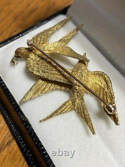 Vintage 18k gold mid century modern diamond and ruby swallow bird brooch pin