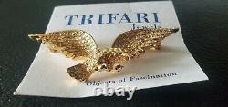 Vintage 1995 Trifari Jewelry Rhinestone Gold Tone Eagle Bird Brooch Pin