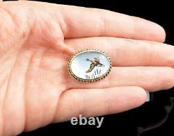 Vintage 9ct gold Essex crystal flying duck brooch