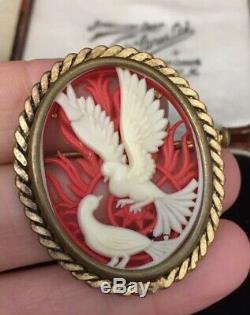 Vintage Art Deco Jewellery Adorable Carved Celluloid fantail dove birds brooch
