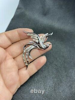Vintage Crown Trifari Bird Pin Brooch Figural Silver Tone With Baguettes 3