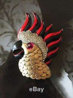 Vintage Crown Trifari Parrot Bird red enamel Glass Goldtone Brooch