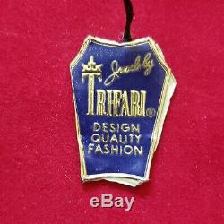 Vintage Crown Trifari Signed Gold Tone Blue / White Bird Brooch Original Label