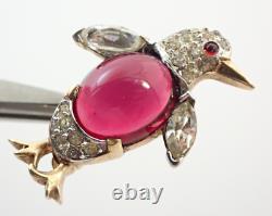 Vintage Crown Trifari Signed Pat Pend Jelly Belly Penguin Bird Brooch Pin