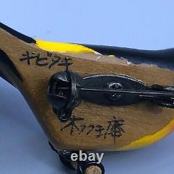 Vintage Japanese Hand Painted Wood Bird Brooch Kibitaki Signed Kitsutsuki-an