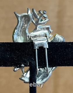 Vintage Unsigned Coro Blue Enamel Rhinestone Single Bird Fur Clip Brooch Pin