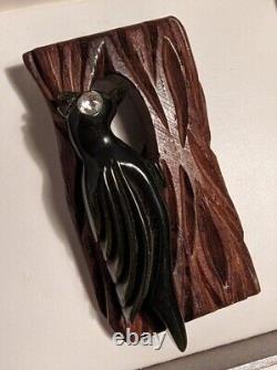 Vintage WOODPECKER Hand Carved Bakelite & Wood BIRD BROOCH/PIN