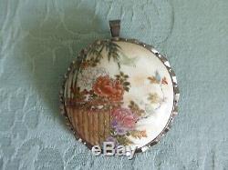 Vintage/antique Satsuma Brooch/pendant Flower & Birds Design 2 (5 Cm.) Dia