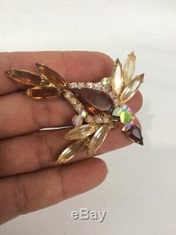Vtg Juliana D& E Iridescent Amber Rhinestone Bird gold tone pin brooch